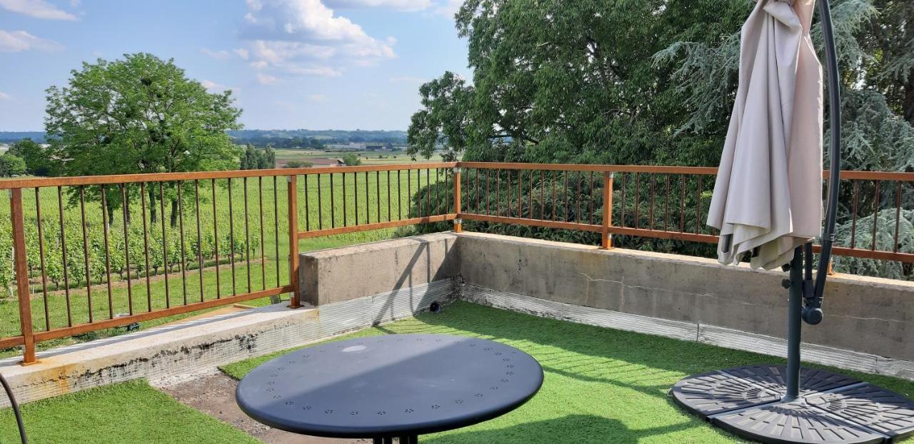 A L'Ombre De La Treille -Proche Saint-Emilion Bed & Breakfast Luaran gambar