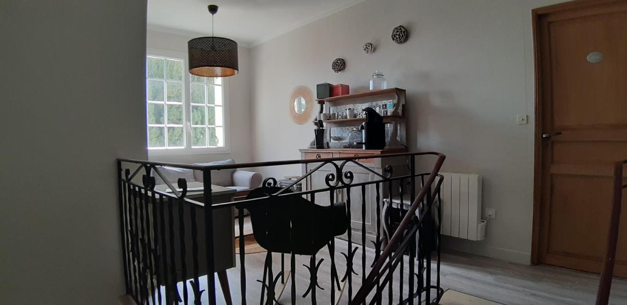A L'Ombre De La Treille -Proche Saint-Emilion Bed & Breakfast Luaran gambar